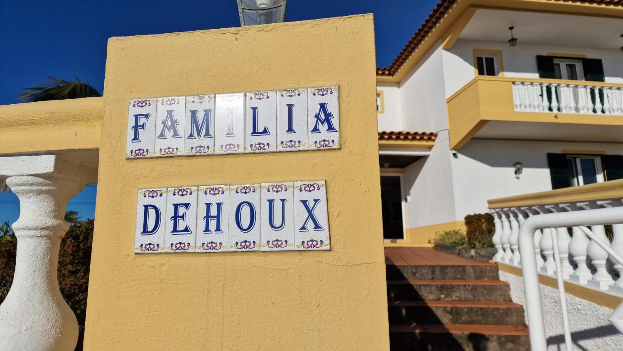 Villa Familia Dehoux Camacha  Exterior photo